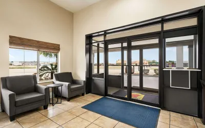 Photo 5 - Super 8 by Wyndham Gulfport Airport NW/Near Biloxi