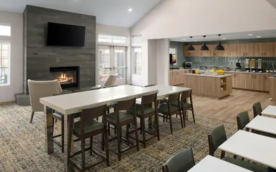 Photo 2 - Residence Inn by Marriott Portland Hillsboro