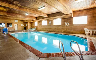 Photo 2 - Quality Inn & Suites Vancouver North