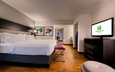 Photo 3 - Holiday Inn Hotel & Suites Beaumont Plaza (I-10 & Walden) by IHG