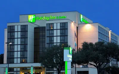 Holiday Inn Hotel & Suites Beaumont Plaza (I-10 & Walden) by IHG