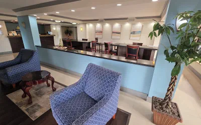 Photo 3 - Days Inn by Wyndham Florida City
