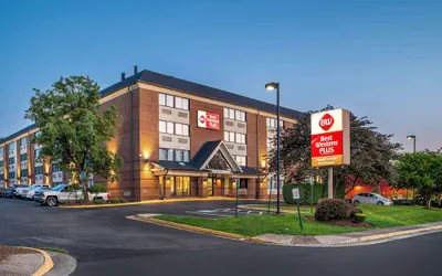 Photo 2 - Best Western Plus Alexandria / Fort Belvoir