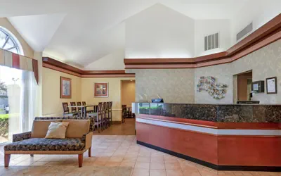 Photo 4 - Best Western Plus Inn at Valley View
