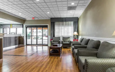 Photo 4 - Quality Inn Savannah Midtown