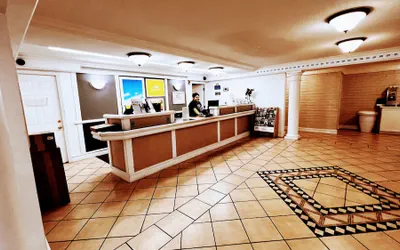 Photo 3 - Sulphur Extended Stay