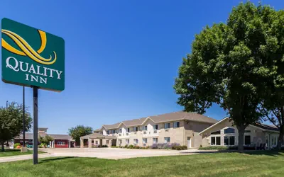 Photo 2 - Quality Inn Marshall near University