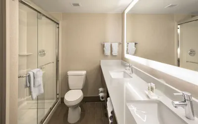 Photo 5 - Holiday Inn Denver Lakewood by IHG