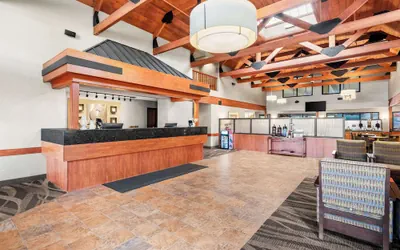 Photo 4 - Comfort Inn Duluth West