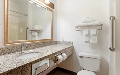 Photo 4 - Quality Inn Bemidji