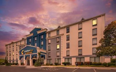 Photo 2 - Comfort Inn Oak Ridge - Knoxville