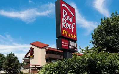 Red Roof Inn PLUS+ St Louis - Forest Park/ Hampton Ave 