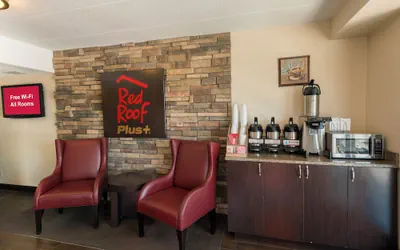 Photo 3 - Red Roof Inn PLUS+ St Louis - Forest Park/ Hampton Ave 