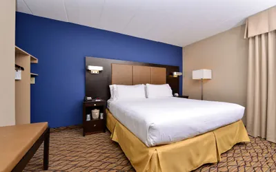 Photo 5 - Holiday Inn Express Hunt Valley by IHG