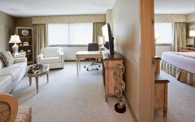 Photo 3 - Crowne Plaza Minneapolis West by IHG