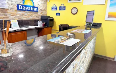 Photo 3 - Days Inn by Wyndham Mason City