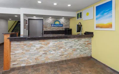 Photo 4 - Days Inn by Wyndham Mason City