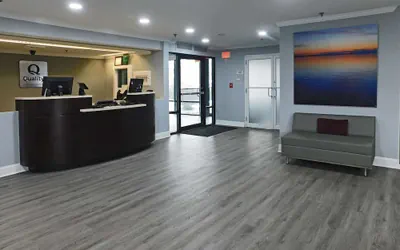 Photo 2 - Quality Inn Colchester - Burlington