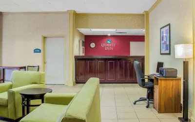 Photo 4 - Quality Inn University Area