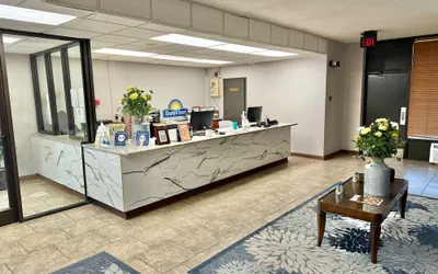 Photo 5 - Days Inn by Wyndham Statesboro