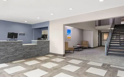 Photo 4 - Days Inn by Wyndham Rawlins