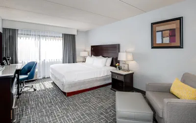 Photo 4 - Crowne Plaza Milwaukee Airport by IHG