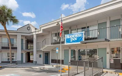 Photo 2 - Rodeway Inn Orange Park - Jacksonville near Naval Air Station
