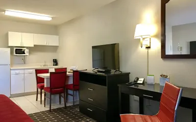 Photo 3 - Days Inn by Wyndham Augusta / Fort Eisenhower
