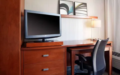 Photo 5 - AmericInn by Wyndham Brookfield