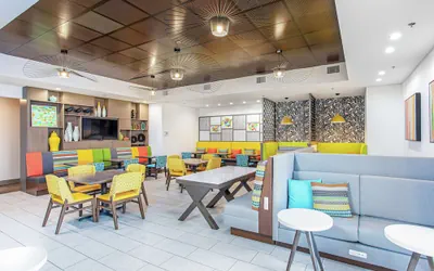 Photo 5 - Hampton Inn Pensacola Beach