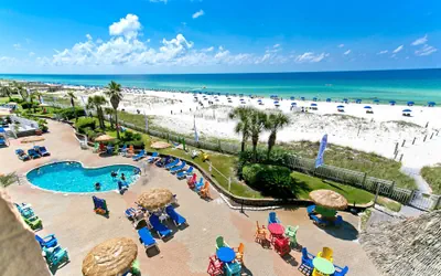 Photo 2 - Hampton Inn Pensacola Beach