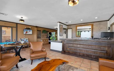 Photo 4 - Tombstone Lookout Lodge, SureStay Collection by Best Western