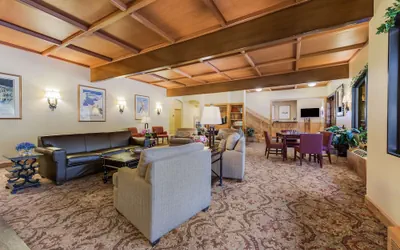 Photo 3 - Best Western Tyrolean Lodge