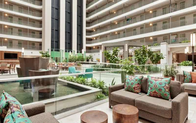 Photo 4 - Embassy Suites by Hilton Santa Ana Orange County Airport