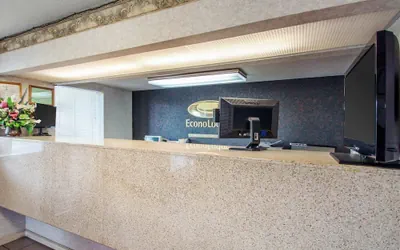 Photo 5 - Econo Lodge Troy