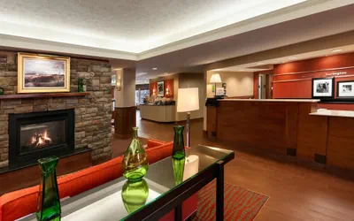 Photo 4 - Hampton Inn Colchester