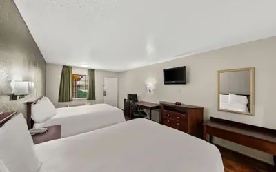 Photo 5 - Americas Best Value Inn Bonham