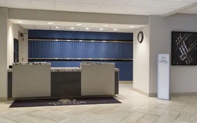 Photo 5 - DoubleTree Suites by Hilton Nashville Airport