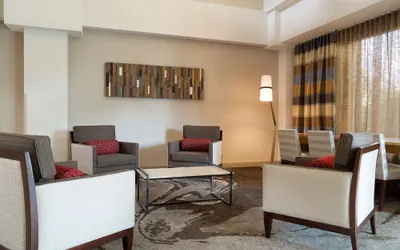 Photo 4 - DoubleTree Suites by Hilton Nashville Airport