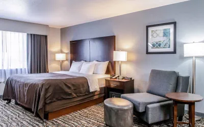 Photo 2 - Clarion Hotel By Humboldt Bay