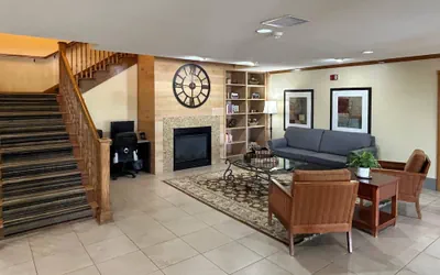 Photo 3 - Country Inn & Suites by Radisson, Owatonna, MN