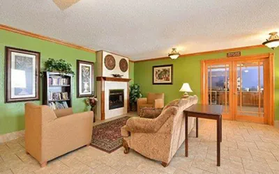 Photo 4 - Quality Inn & Suites Grinnell near University