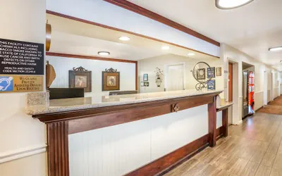 Photo 4 - Best Western Luxury Inn