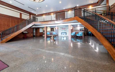 Photo 3 - Red Roof Inn & Suites Wilmington - New Castle
