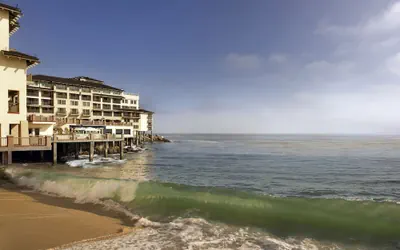 Photo 2 - Monterey Plaza Hotel & Spa