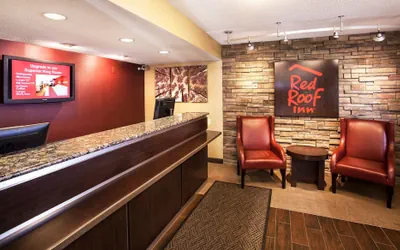 Photo 3 - Red Roof Inn Utica