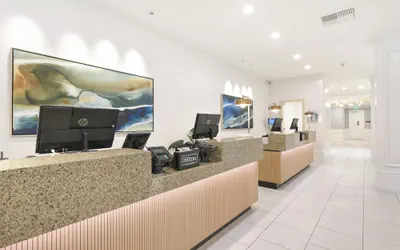 Photo 4 - Hilton Irvine/Orange County Airport