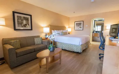 Photo 5 - Best Western Plus Las Brisas Hotel