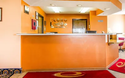 Photo 5 - Econo Lodge Inn & Suites Pekin - Peoria Area