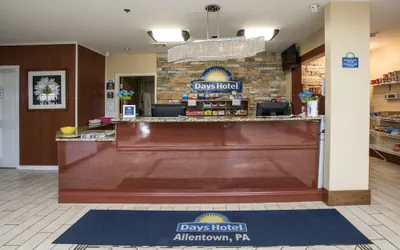 Photo 5 - Days Hotel by Wyndham Allentown Airport / Lehigh Valley